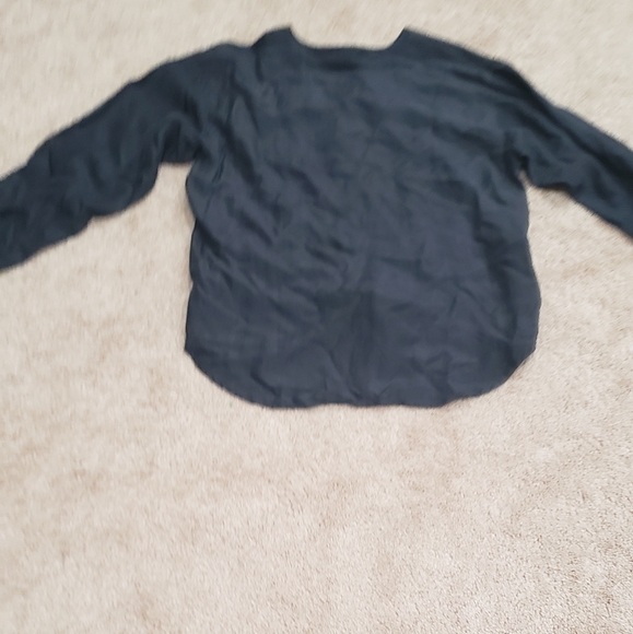 Navy blue 100% silk button down top - Picture 6 of 7